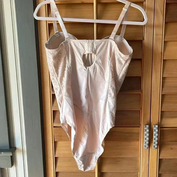 Esmara lingerie bodysuit shapewear size 40D - Picture 3 of 6